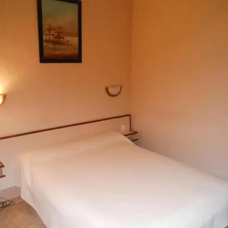 Le Regina Hotel